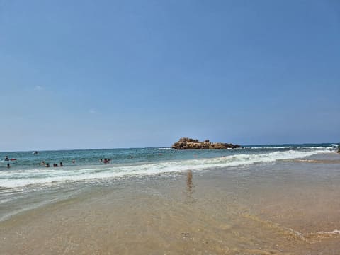 Zeeri Beach House — photograph 5