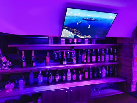 Drink and Sing- Karaoke Pub Jbeil — photograph 4