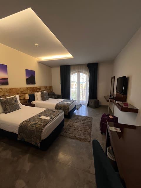 Monoberge Hotel Byblos — photograph 5