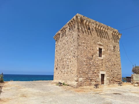 Fidar Crussader Fortress — photograph 3