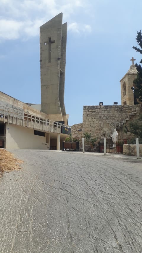 St. Zakhia - Church — photograph 5
