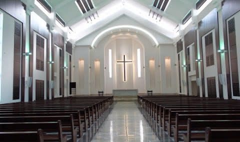 Dweir Square Church