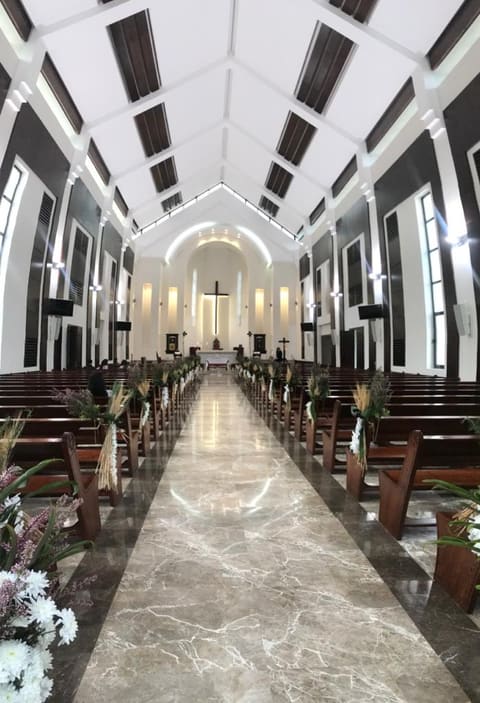 Dweir Square Church — photograph 2