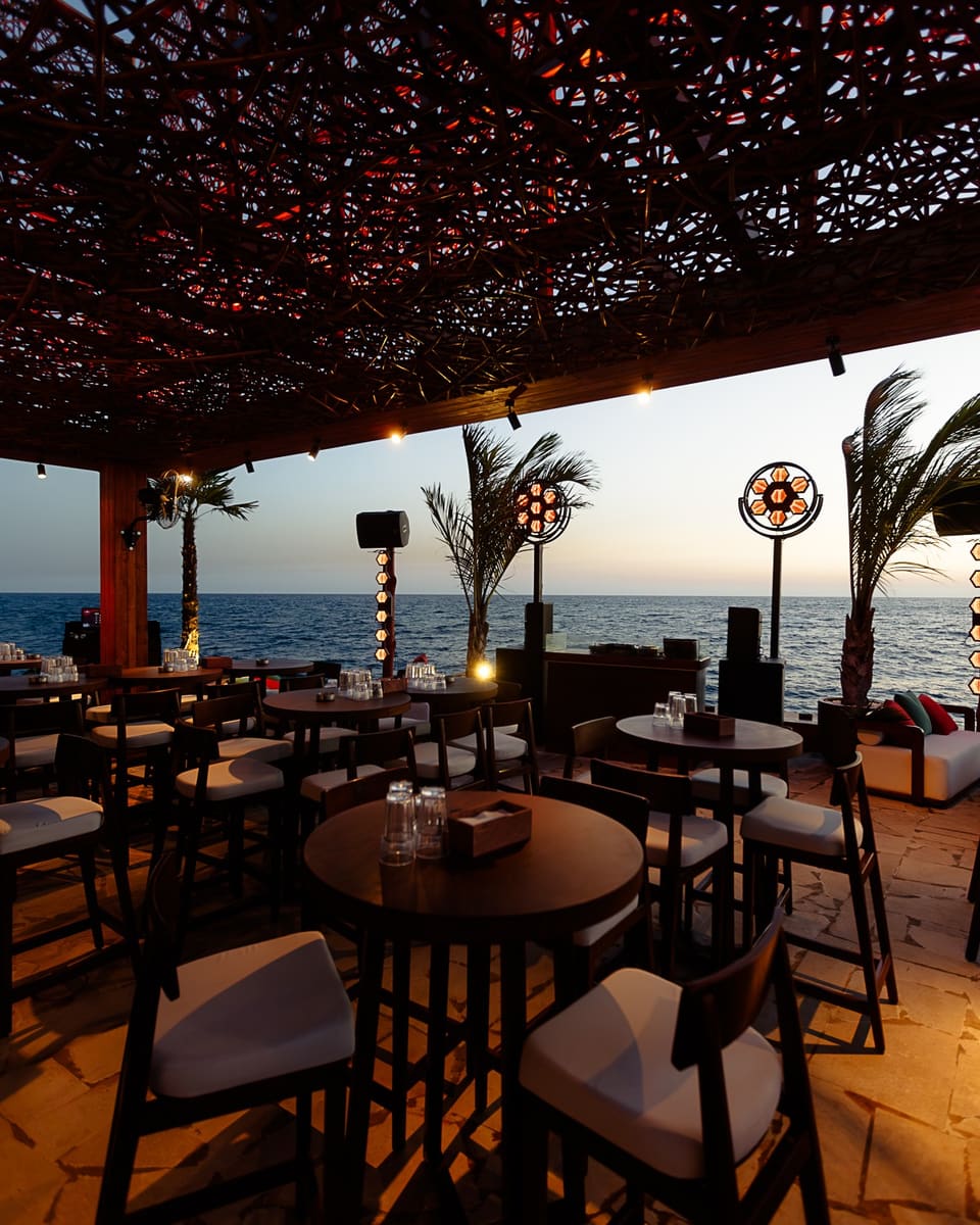 Île Beach Bar