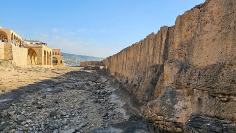 Phoenician wall - Batroun — photograph 4