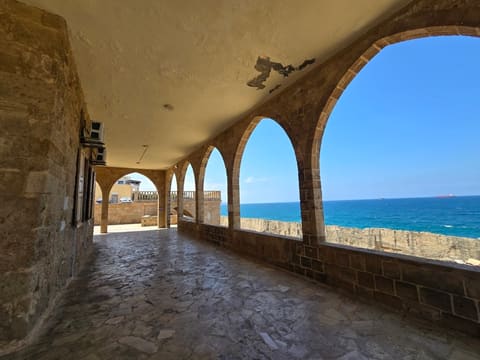 Phoenician wall - Batroun — photograph 5
