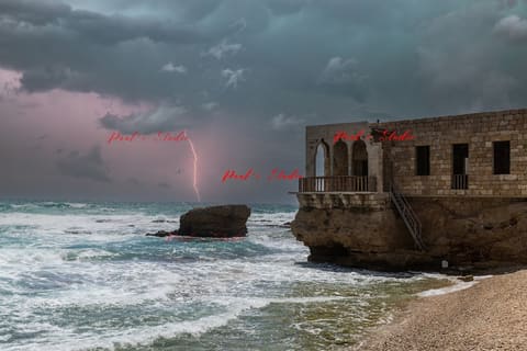 Maqaad el Meer (The Prince's Seat Rock) — photograph 3