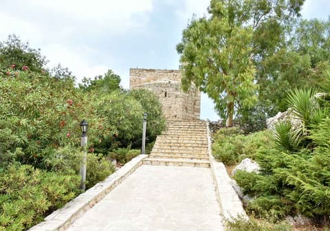Saint Sisinnius of Cyzicus Church - Batroun — photograph 3