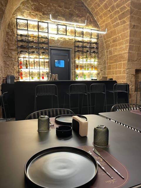 Oino deli&wine — photograph 6