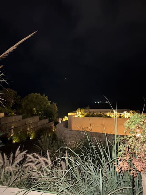 CLOUDS THE SPA — photograph 5