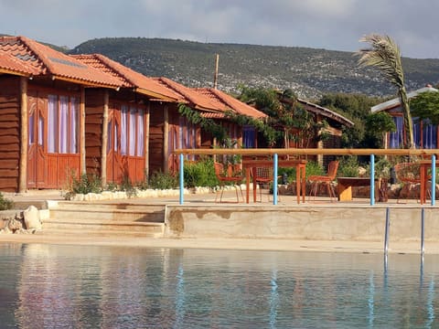 Diamond Bay Lebanon Resort — photograph 4