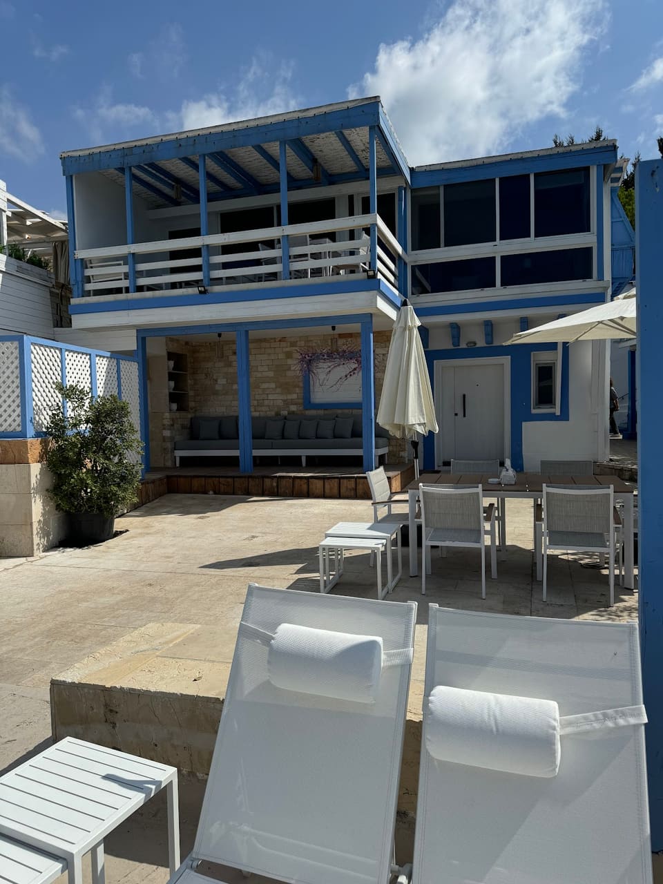 Yam Suites
