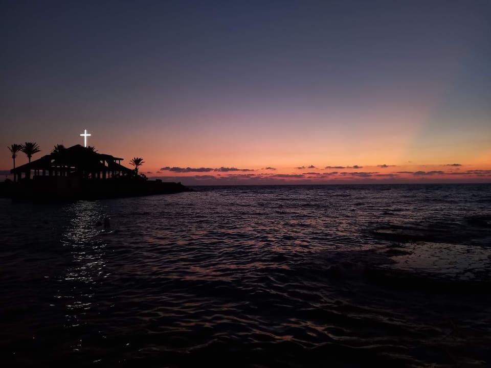 Kuanos beach bar