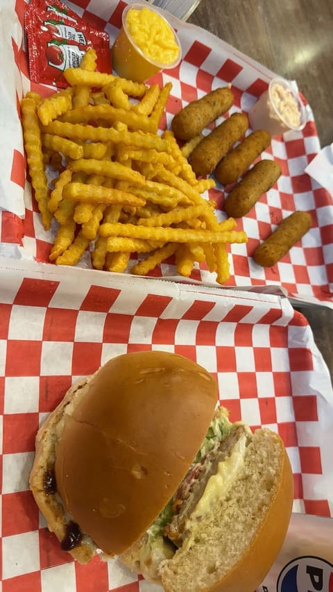 Burger Zone — photograph 5