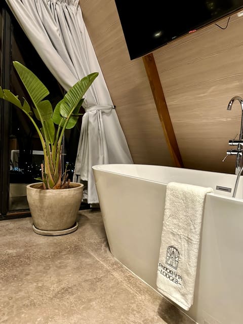 Panorama Lodges — photograph 4