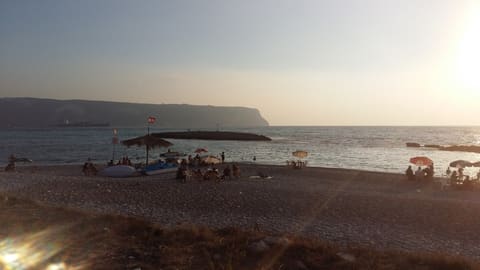 Zireh Beach — photograph 2