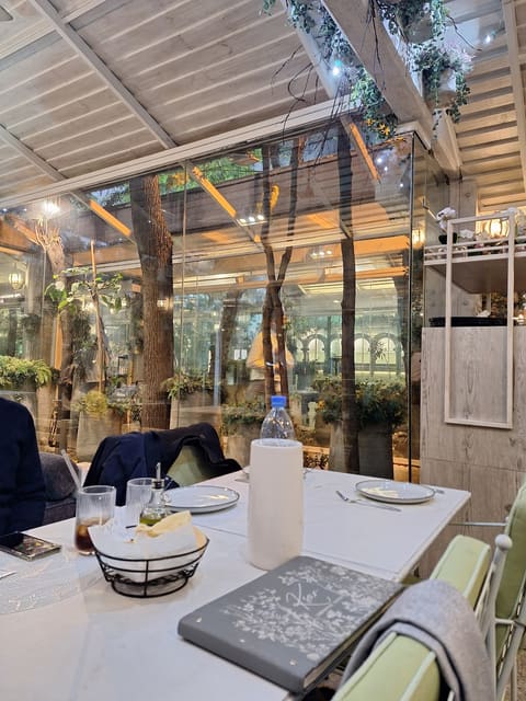 Ksar Lebanese Diner — photograph 3