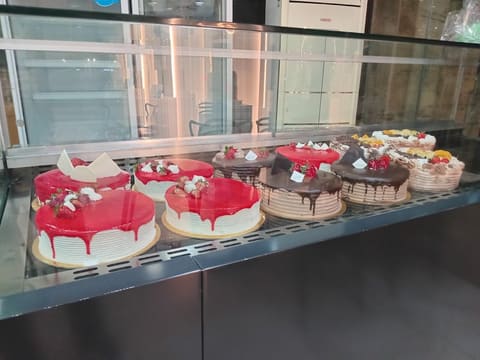 Cake Bake — photograph 3