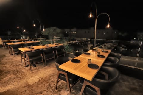 Nero Resto Bar — photograph 4