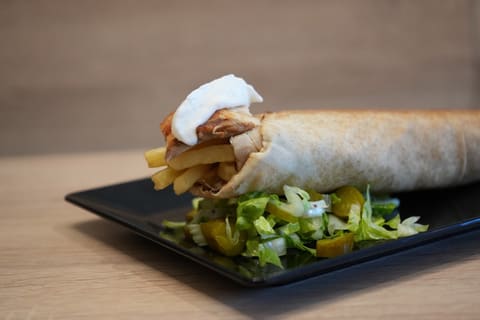 Wahad Shawarma — photograph 2