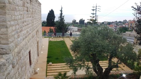 Saint Georges Old Church — photograph 5