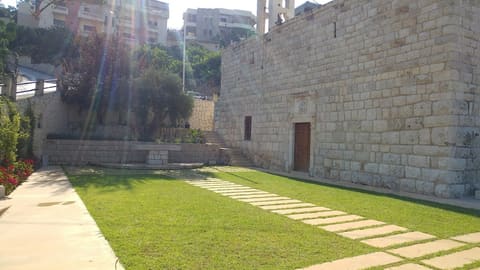 Saint Georges Old Church — photograph 6