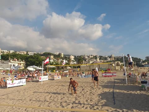 Okaibe Public Beach — photograph 4