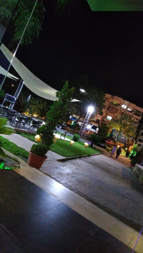 PRIME LOUNGE CAFE — photograph 6