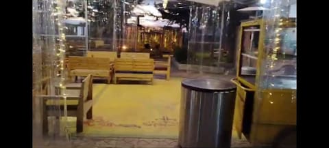 Al Sahra Cafe — photograph 6