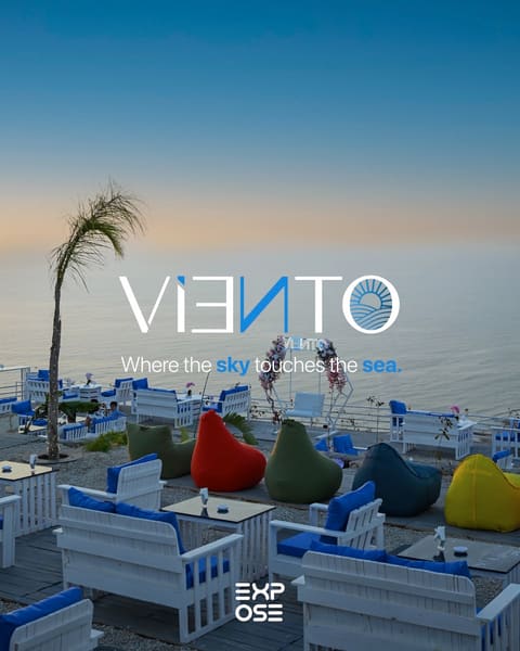VIENTO — photograph 3