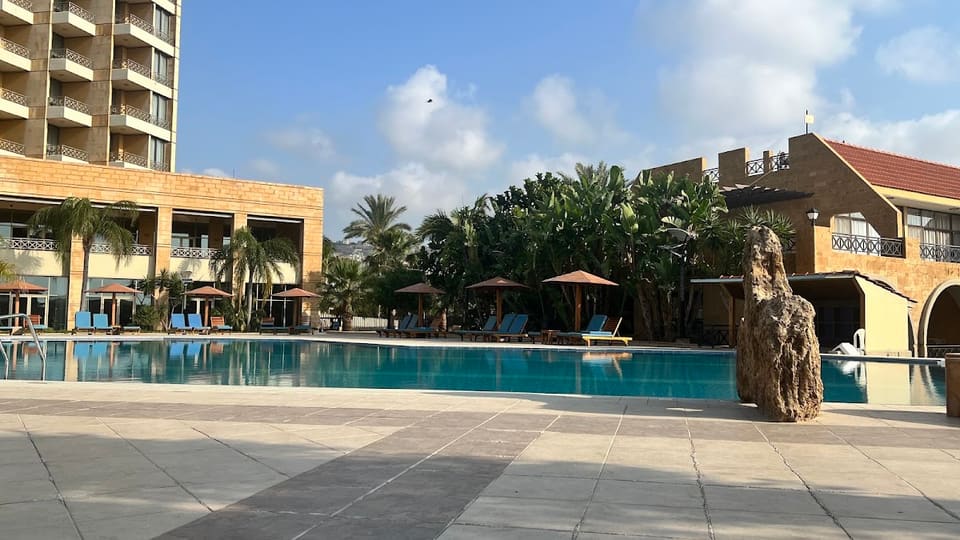 Golden Tulip Jiyeh Marina