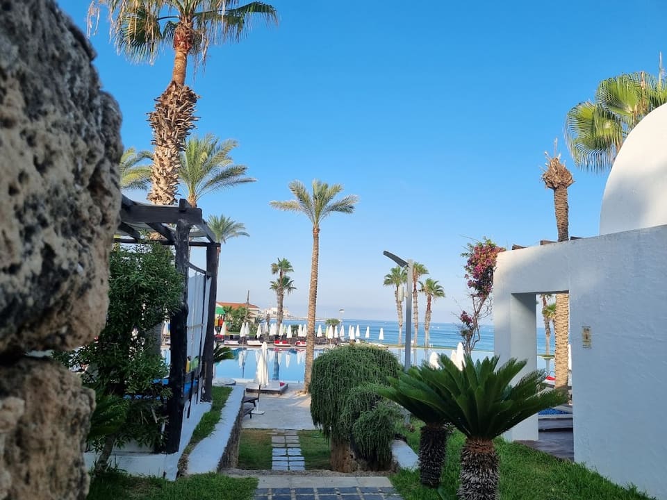 Warwick Pangea Beach Resort & Spa
