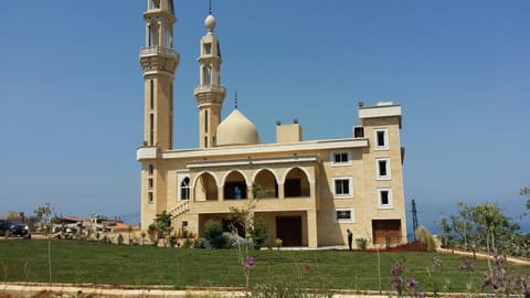 Farhat Mosque — photograph 2