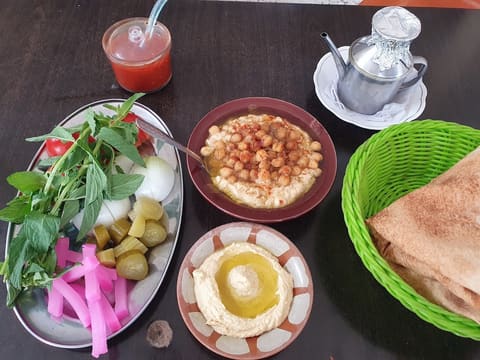 Mataam Obeid (Foul Hummus Masbeh Meshweshah) — photograph 2