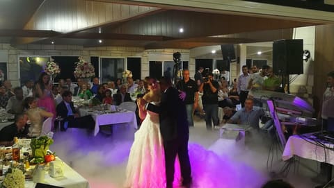 Jisr Al Kamar - Restaurant — photograph 5
