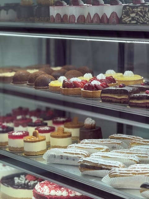 Pastel Pastry.French & Arabic sweet shop — photograph 3