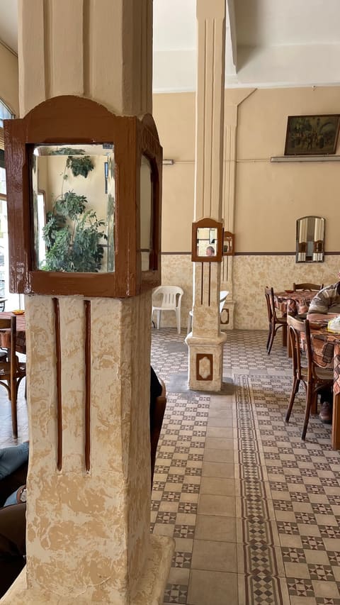 Cafe Le Casino — photograph 3