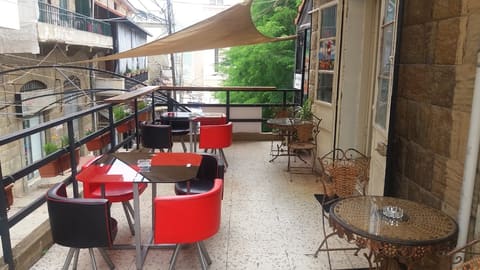 Coffe to go Becharre — photograph 3