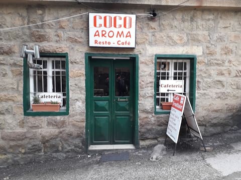 Coffe to go Becharre — photograph 6