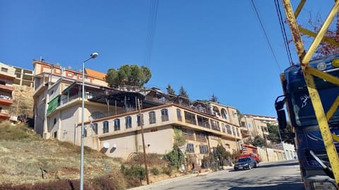 Hotel Chbat — photograph 6