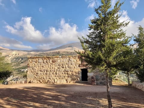 Saint Yaakoub - too Kadisha valley — photograph 5