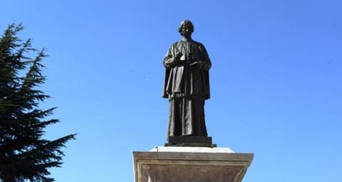Statue al semaani — photograph 6