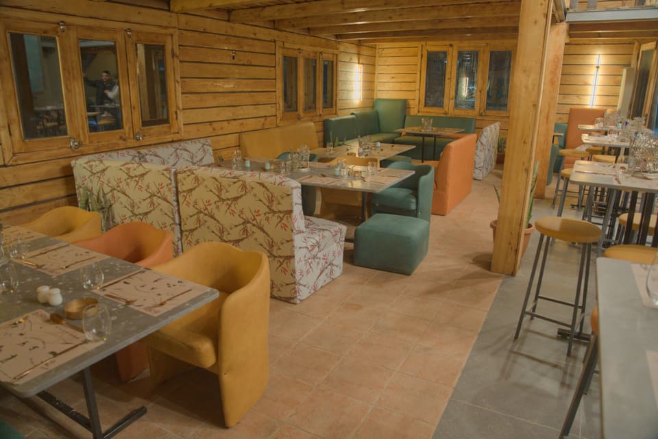 Sizzle Resto Bar