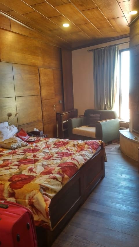Al arz cedrium — photograph 2