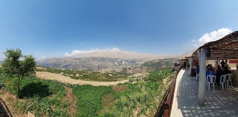 Mataam El Talleh — photograph 3