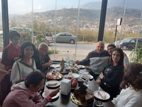 Sakhret Kannoubine-Restaurant — photograph 4