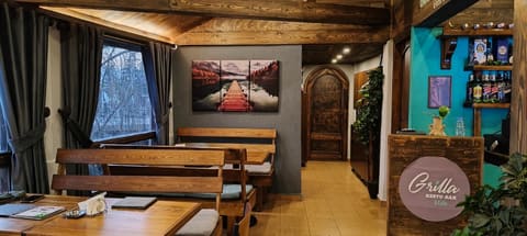 Grilla resto-bar — photograph 4