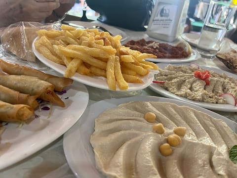 Jisr Rachiine Restaurant — photograph 2