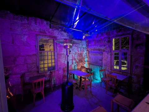 FeelZoom Pub — photograph 4