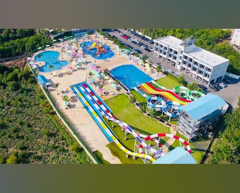 Waterland Resort & Waterpark — photograph 3